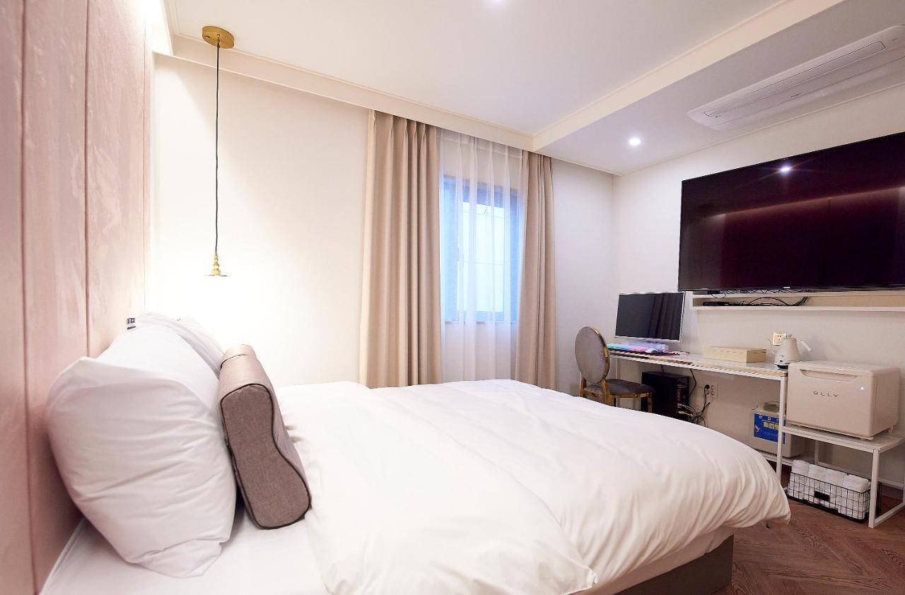 Denbasta Signature Hotel Busan Buitenkant foto