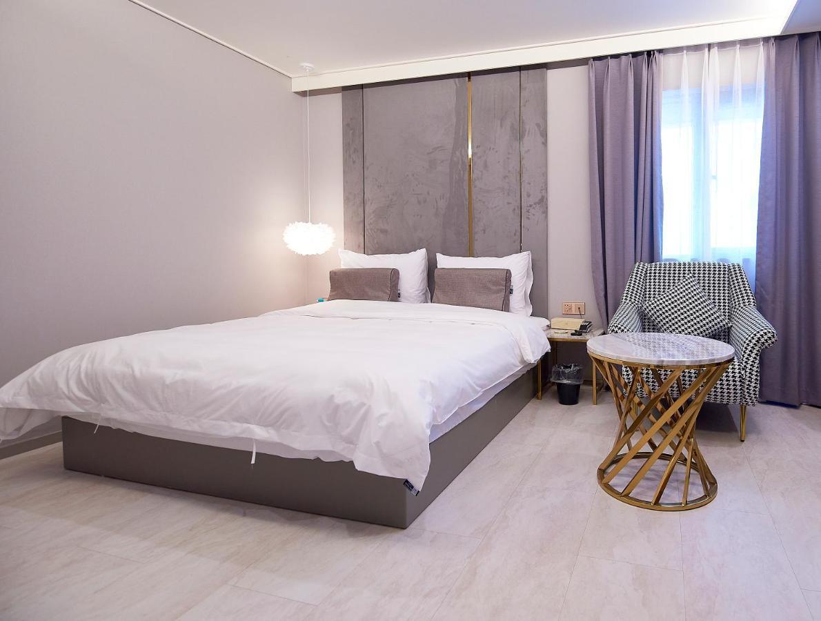 Denbasta Signature Hotel Busan Buitenkant foto