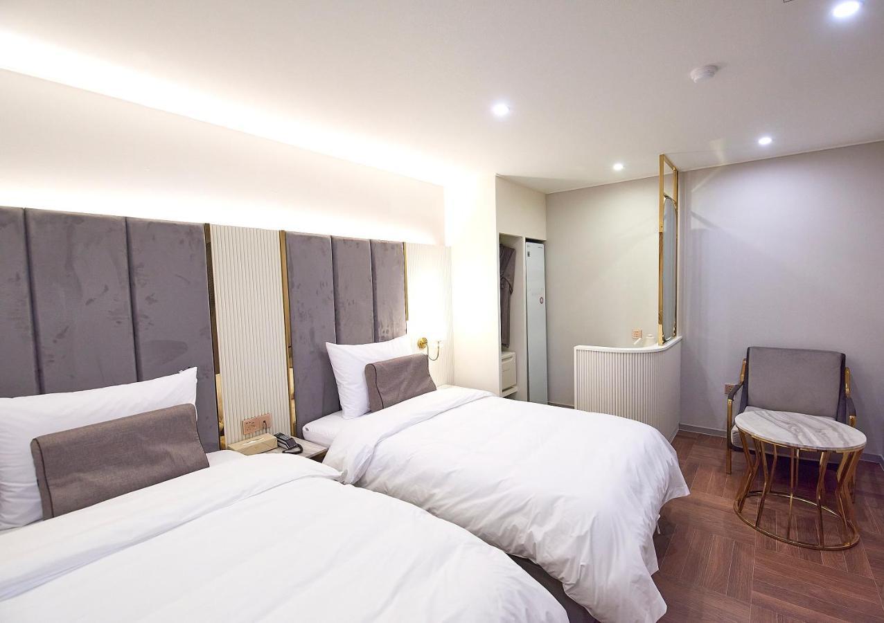 Denbasta Signature Hotel Busan Buitenkant foto